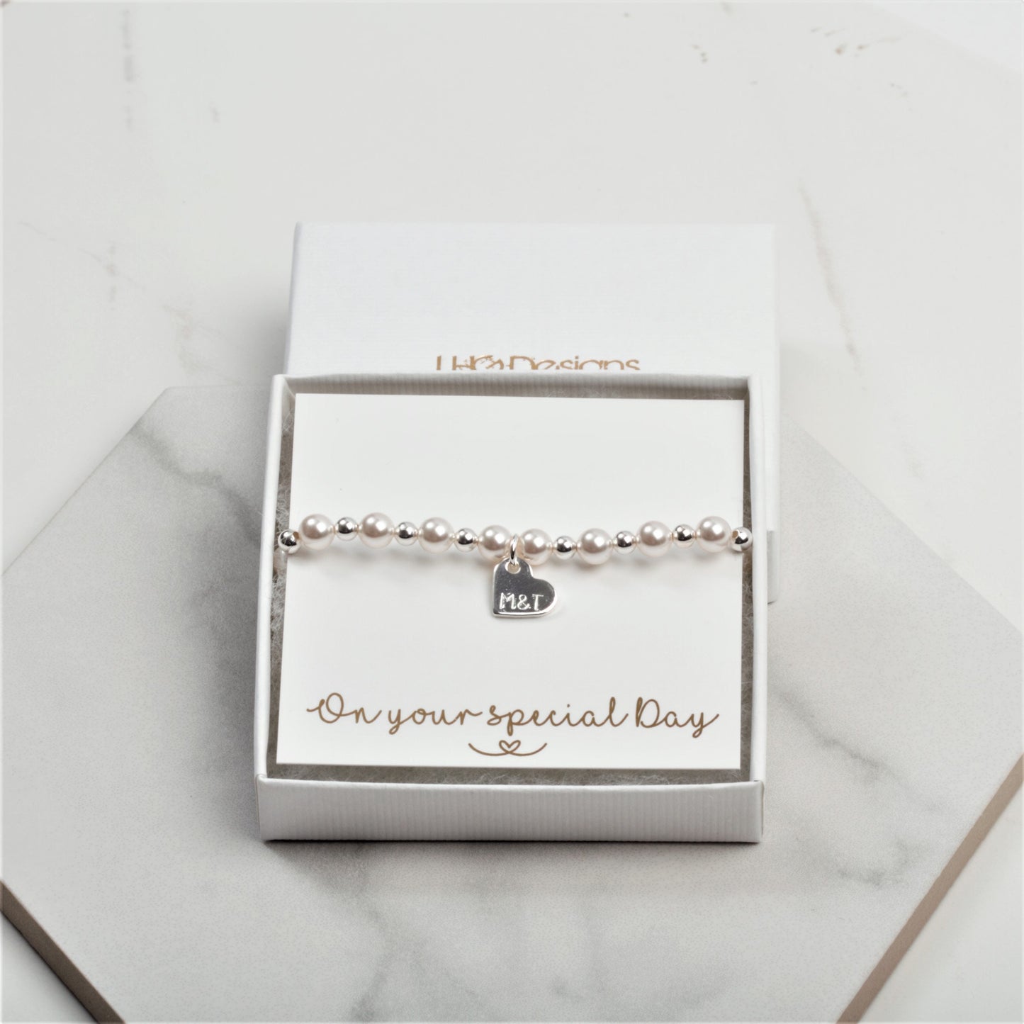 Personalised Swarovski pearl bridal bracelet, gift for bride, bridesmaids, flower girl, First Holy Communion, Confirmation