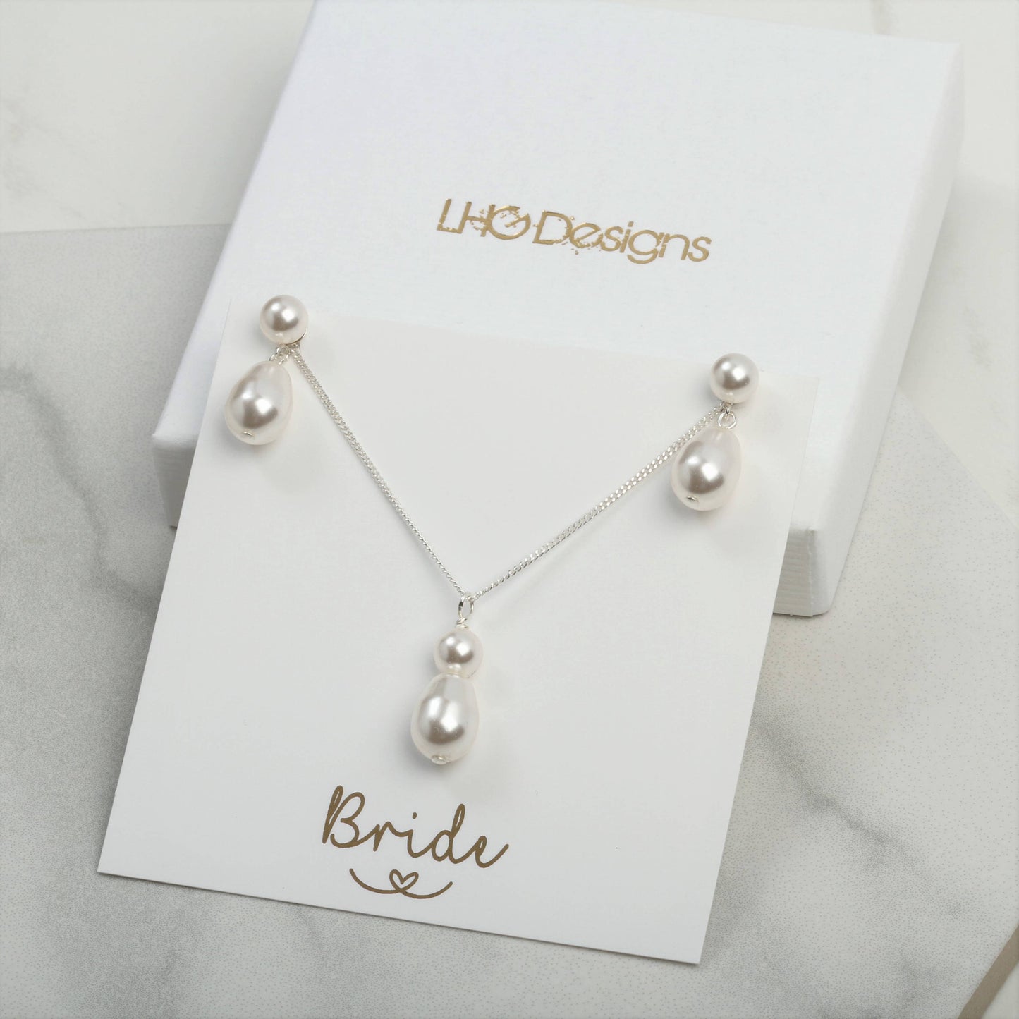 Bridal Swarovski teardrop pearl jewellery set, Teardrop pearl necklace earrings, Pearl stud earrings, bridal wedding jewellery, white ivory