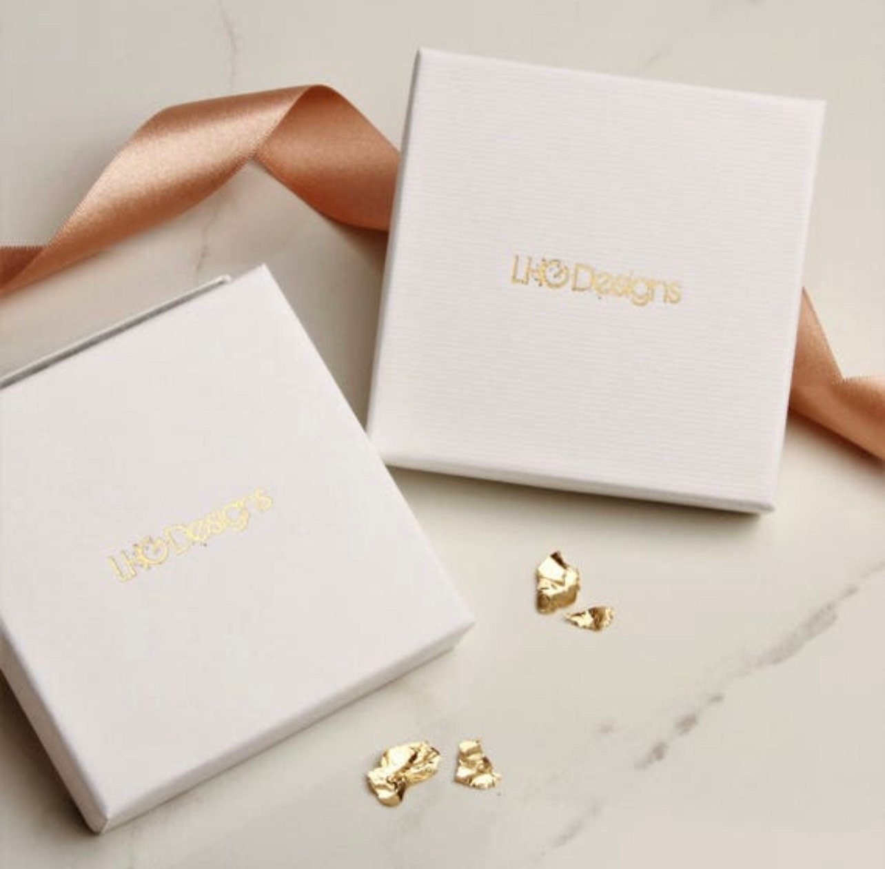 Dainty Personalised Necklace, Tiny Personalized rectangle necklace, Flower Necklace with initial, Initial layered necklace, Bridesmaid gift