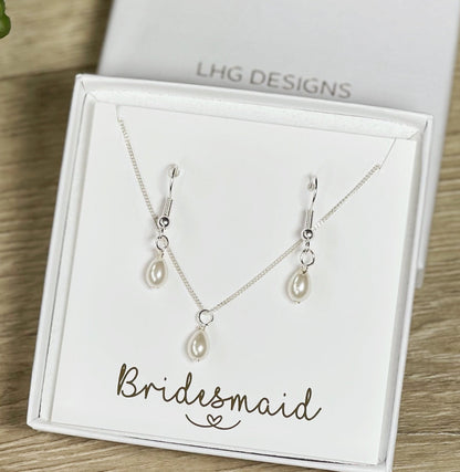 Dainty Pearl Necklace, Dainty Pearl Earrings, Single Pearl Necklace, Bridal Jewellery, Bridesmaid Necklace Gift, Wedding Gift, Teardrop